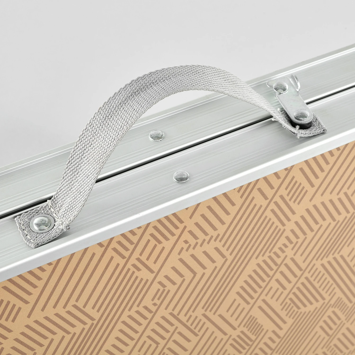 Quechua FOLDING CAMPING TABLE - 4 PEOPLE 19 Quechua FOLDING CAMPING TABLE - 4 PEOPLE - Image 17