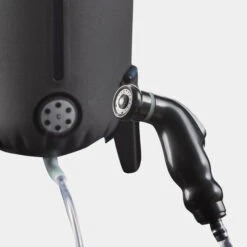 Quechua PRESSURE SOLAR CAMPING SHOWER - 10 LITRES -Camping Promotion Shop k9d89faaef4deb7f00ecf7e704cdd89b3